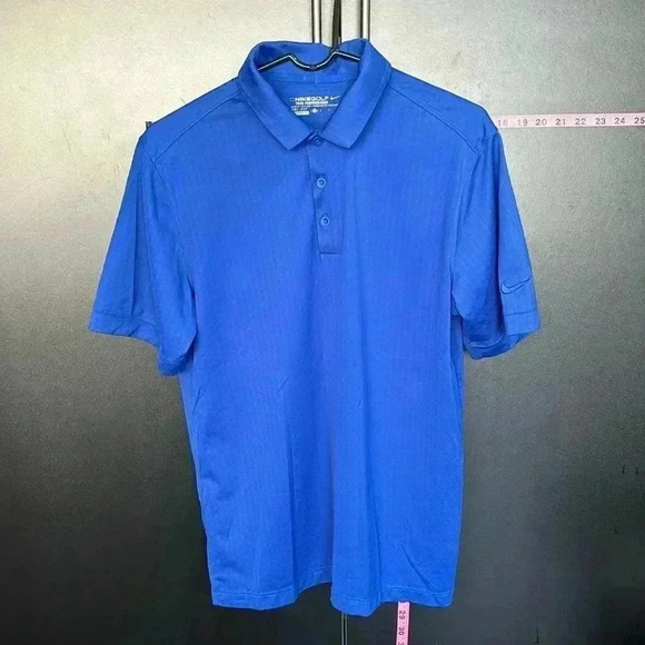 Nike Golf Tour Performance Dri-Fit short sleeve, 1/4 button, collar shirt - Picture 1 of 7